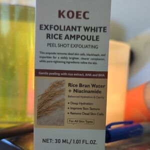 Exfoliant White Rice Ampoule Cleanser